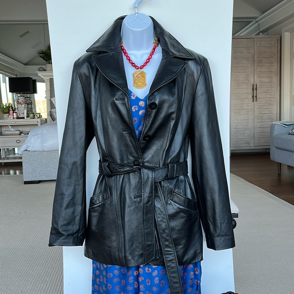Winlit woman’s black leather jacket medium